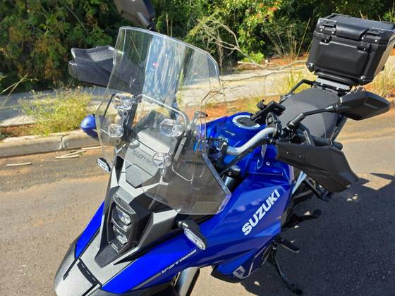 SUZUKI V-STROM 800 